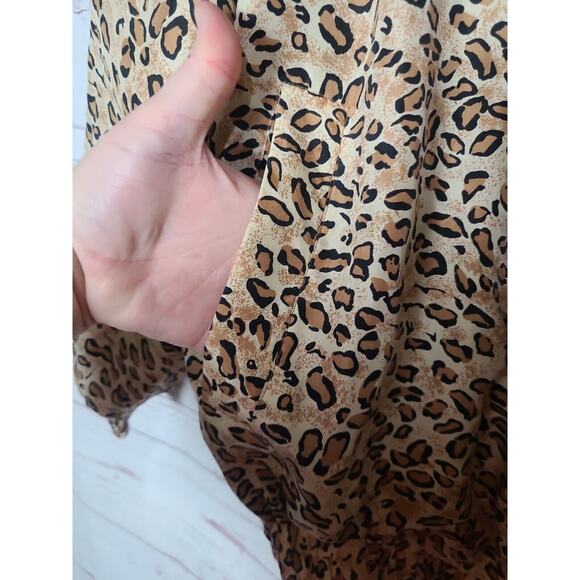 VTG Fuda International Tan Leopard Print 100% Silk Full Zip Jacket Womans Size S - Picture 4 of 6